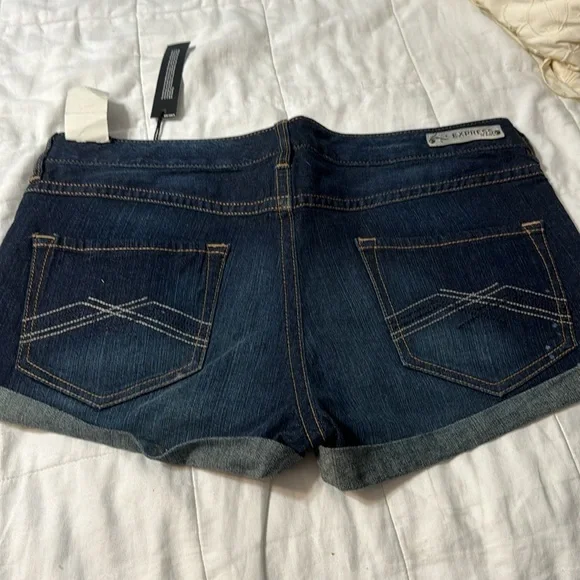 Express jeans  shorts new with tag size 10 - Picture 4 of 9
